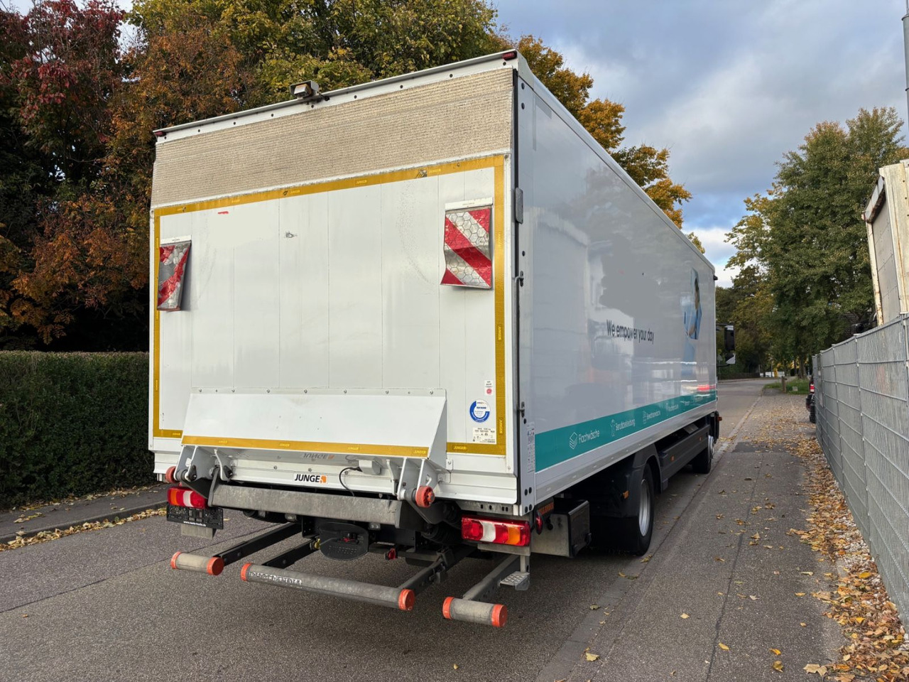 Mercedes-Benz Atego III 1227L, Euro-6, 2xAHK, Klima, Abbiegeas - Камион сандучар: слика 4 Mercedes-Benz Atego III 1227L, Euro-6, 2xAHK, Klima, Abbiegeas - Камион сандучар: слика 4