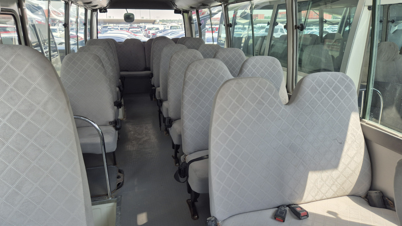 TOYOTA Coaster ... 30 places ... Climatisé - Минибус, Патничко комбе: слика 3 TOYOTA Coaster ... 30 places ... Climatisé - Минибус, Патничко комбе: слика 3