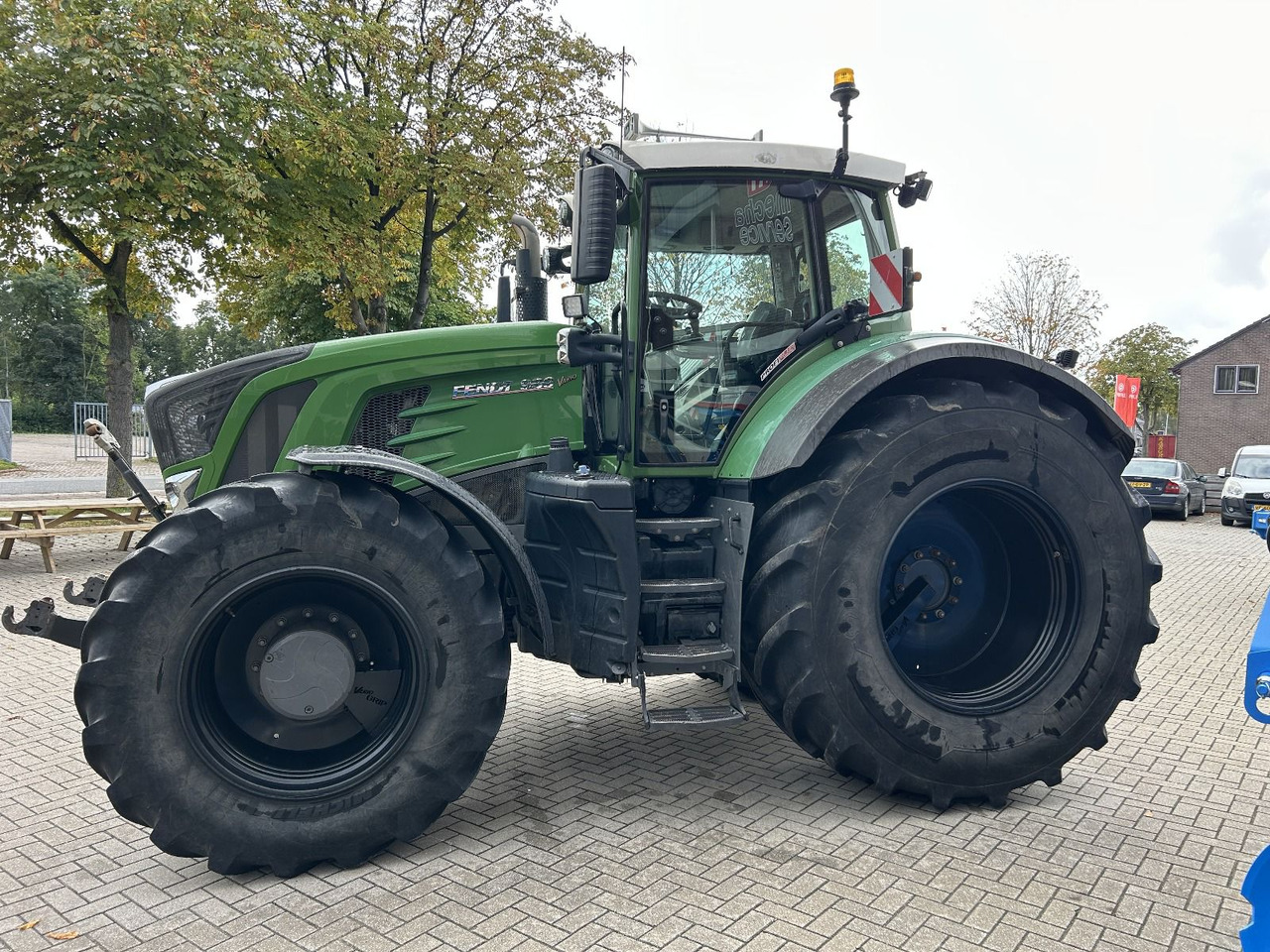 FENDT 939 S4 ProfiPlus - Трактор: слика 2 FENDT 939 S4 ProfiPlus - Трактор: слика 2