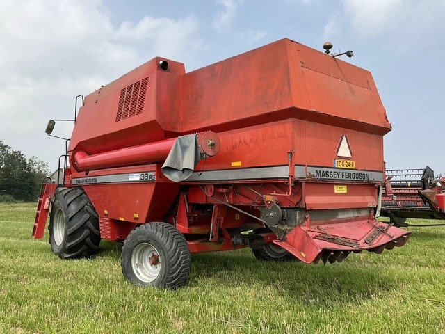 Massey Ferguson 38RS combine - Комбајн: слика 5 Massey Ferguson 38RS combine - Комбајн: слика 5