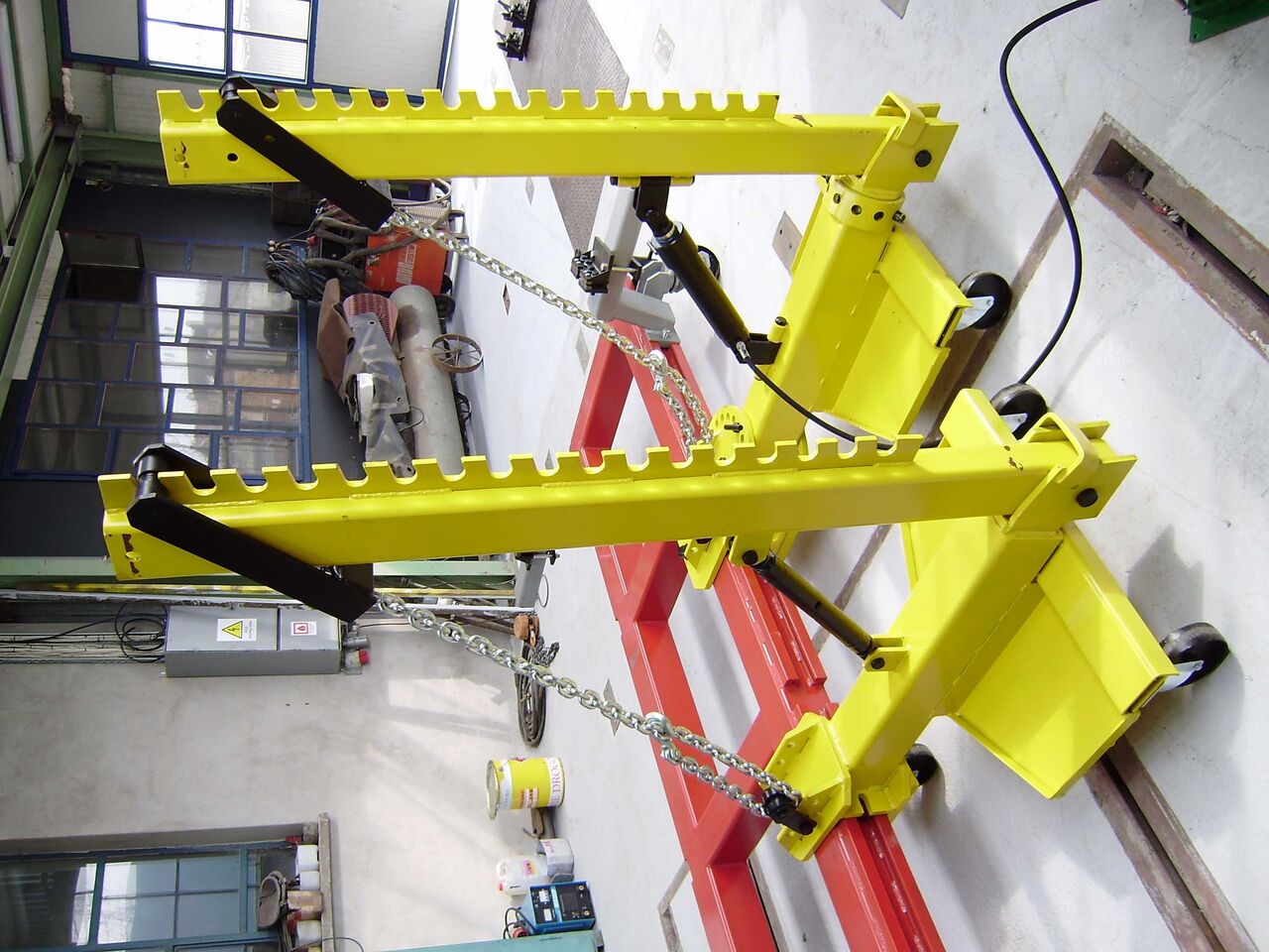Tapka Bodywork Straightening Bench with Dozer (3000x920) / Tapka Karosserie Richtbank mit Dozer (3000x920) / Tapka Karosářská Rovnáci Lavička s Dozerem (3000x920) / Tapka Banc de Dreptare Caroserie cu - Опрема за работилница: слика 2 Tapka Bodywork Straightening Bench with Dozer (3000x920) / Tapka Karosserie Richtbank mit Dozer (3000x920) / Tapka Karosářská Rovnáci Lavička s Dozerem (3000x920) / Tapka Banc de Dreptare Caroserie cu - Опрема за работилница: слика 2