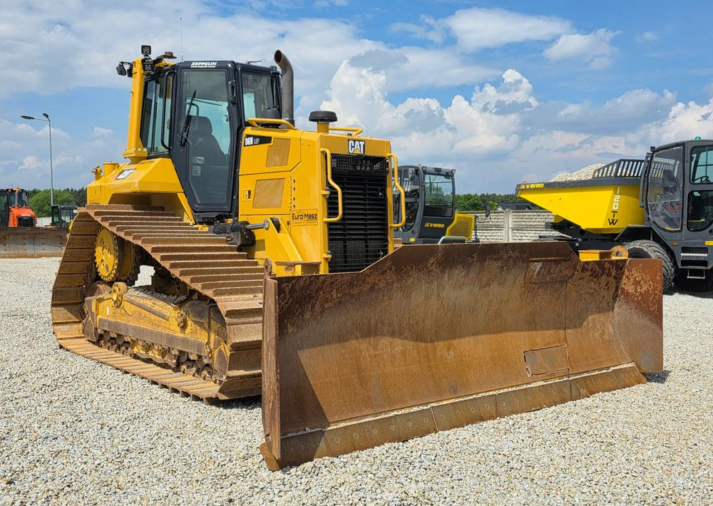 Caterpillar Caterpillar D6N LGP, 2017 ROK, PODWOZIE 80% DOBRE - Булдожер: слика 2 Caterpillar Caterpillar D6N LGP, 2017 ROK, PODWOZIE 80% DOBRE - Булдожер: слика 2