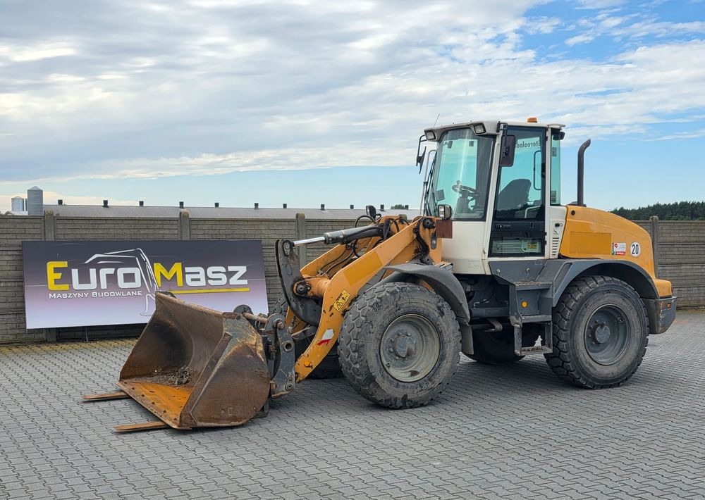 Liebherr L514 Stereo, 2014 ROK, ŁYŻKA + WIDŁY - Натоварувач на тркала: слика 1 Liebherr L514 Stereo, 2014 ROK, ŁYŻKA + WIDŁY - Натоварувач на тркала: слика 1
