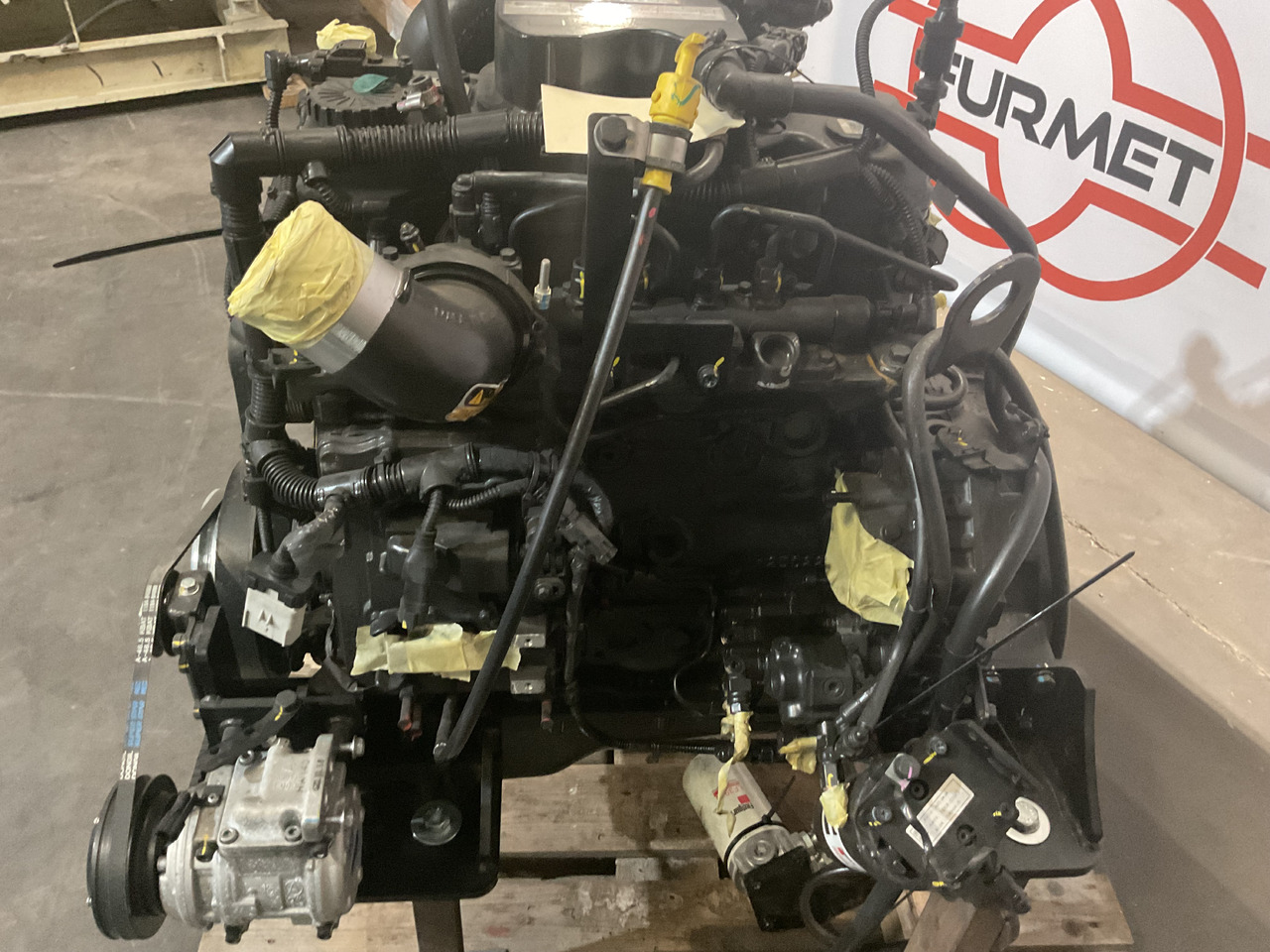 Лизинг на  Cummins B4.5 Cummins B4.5: слика 9