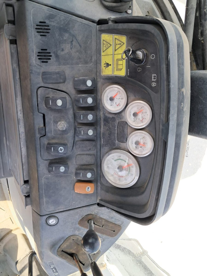 CATERPILLAR 428E - Ровокопач: слика 3 CATERPILLAR 428E - Ровокопач: слика 3