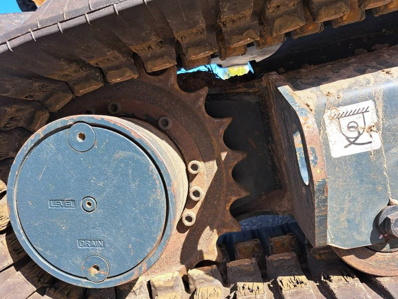 Мини багер Hyundai R30 Z-9AK: слика 9