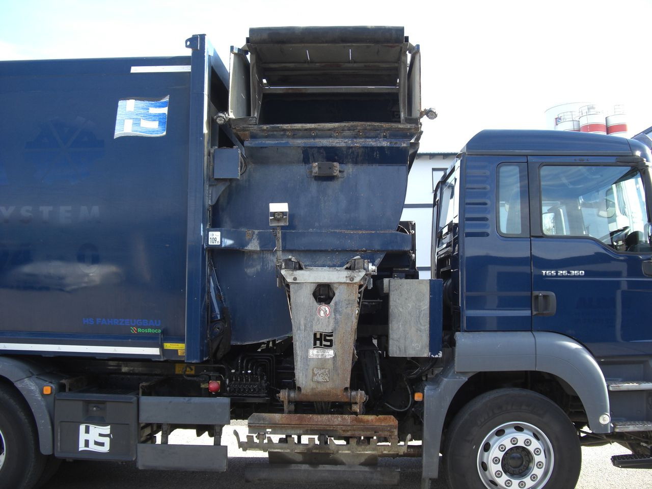 MAN 26360FNLL / RECHTSGEST. - Камион за ѓубре: слика 5 MAN 26360FNLL / RECHTSGEST. - Камион за ѓубре: слика 5