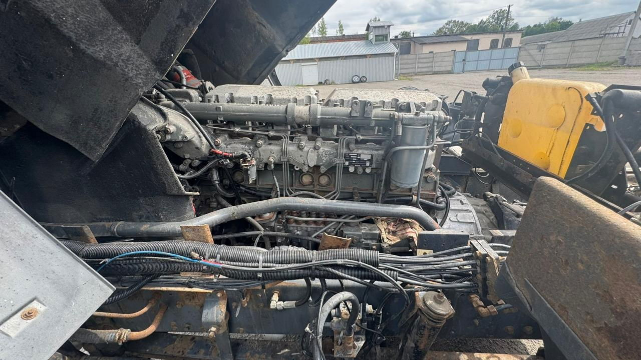 Камион влекач DAF XF 95 Tractor unit: слика 9