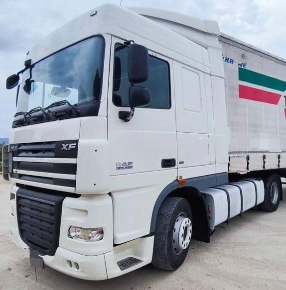 DAF XF105 Tractor unit - Камион влекач: слика 2 DAF XF105 Tractor unit - Камион влекач: слика 2