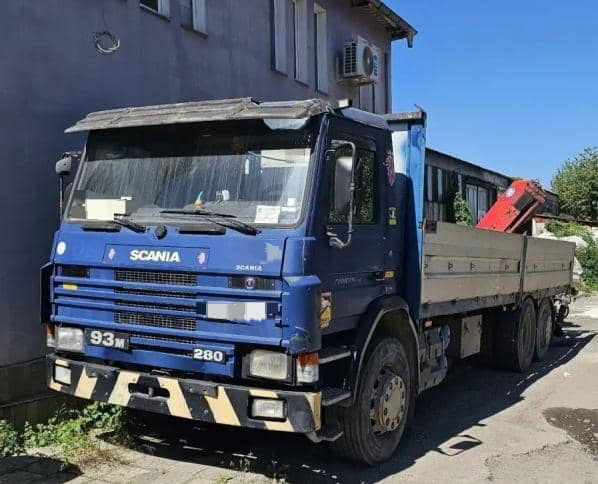 Scania 93 Carne - Камион со кран: слика 1 Scania 93 Carne - Камион со кран: слика 1