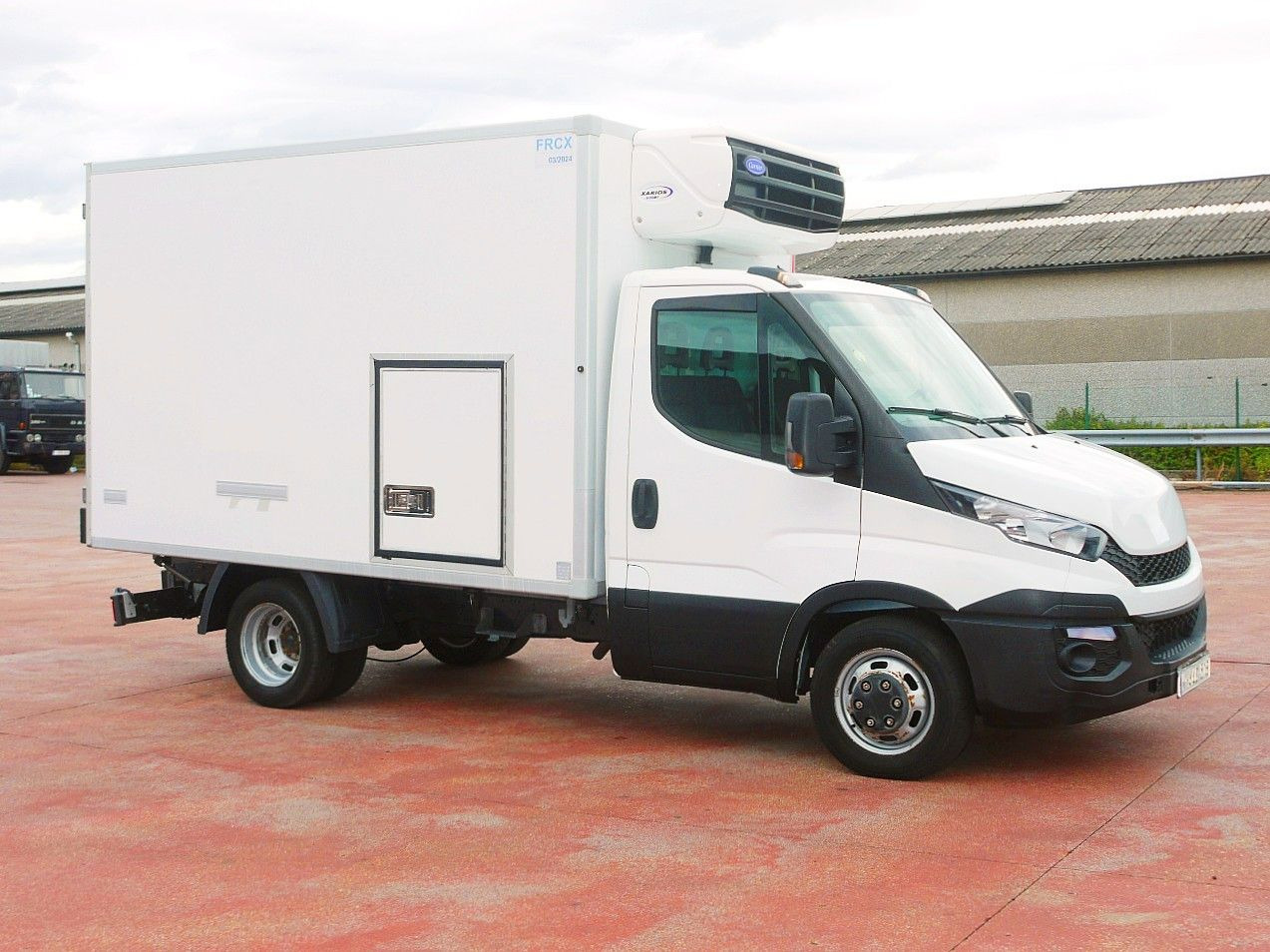 Iveco 35C13 DAILY KUHLKOFFER CARRIER XARIOS 600 - Комбе ладилник: слика 2 Iveco 35C13 DAILY KUHLKOFFER CARRIER XARIOS 600 - Комбе ладилник: слика 2