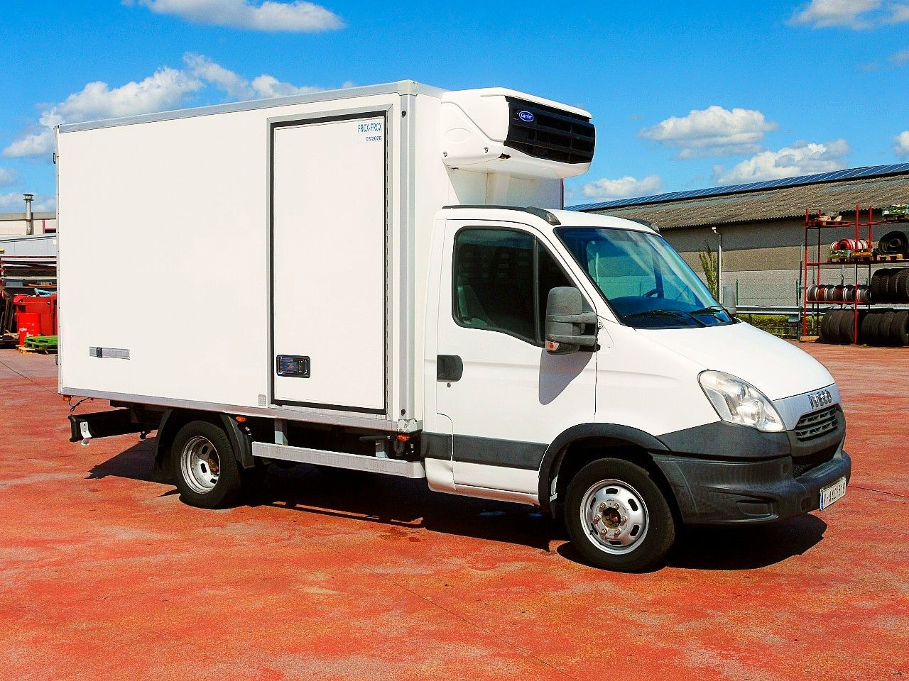 Iveco 35C13 DAILY KUHLKOFFER CARRIER XARIOS 600 MULTI - Комбе ладилник: слика 2 Iveco 35C13 DAILY KUHLKOFFER CARRIER XARIOS 600 MULTI - Комбе ладилник: слика 2