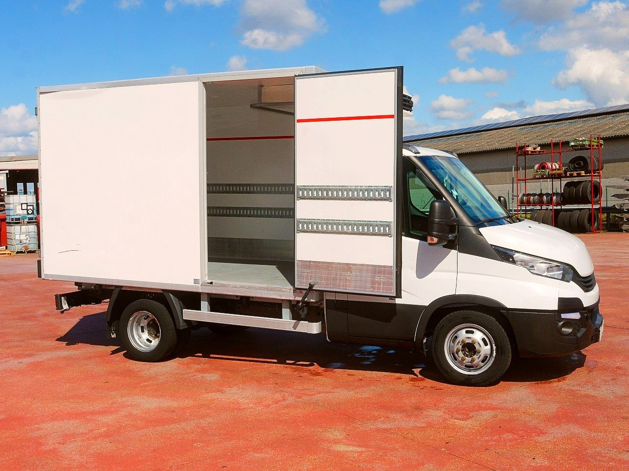 Iveco 35C14 KUHLKOFFER CARRIER XARIOS 350 -20C - Комбе ладилник: слика 3 Iveco 35C14 KUHLKOFFER CARRIER XARIOS 350 -20C - Комбе ладилник: слика 3