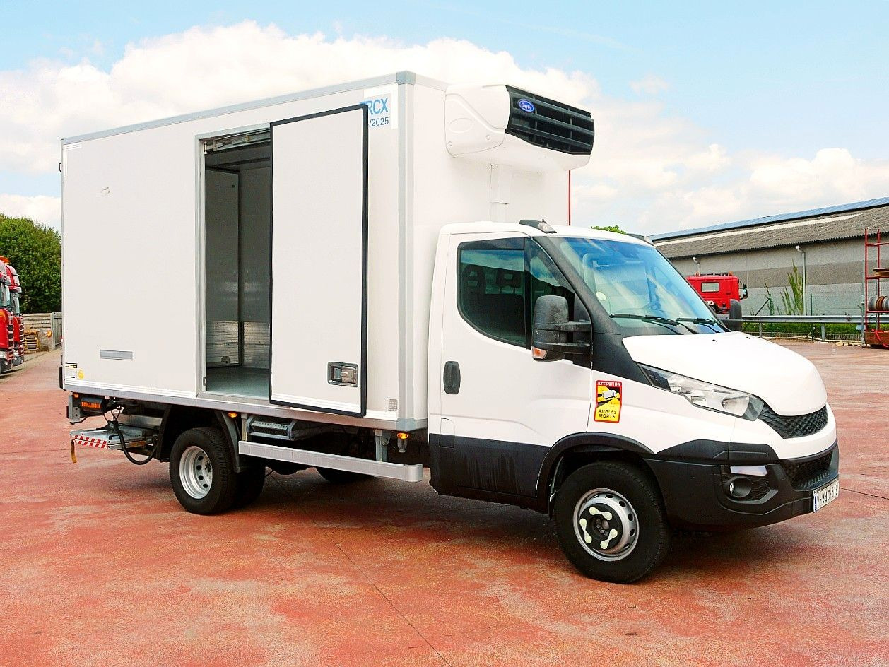 Iveco 70C17 KUHLKOFFER CARRIER XARIOS 500 A/C LUFT LBW - Комбе ладилник: слика 3 Iveco 70C17 KUHLKOFFER CARRIER XARIOS 500 A/C LUFT LBW - Комбе ладилник: слика 3
