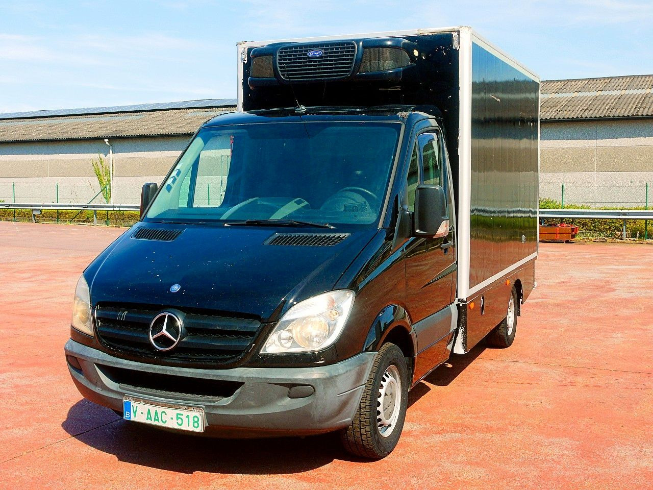 Mercedes-Benz 319 SPRINTER V6 KUHLKOFFER CARRIER PULSOR 600 MT - Комбе ладилник: слика 5 Mercedes-Benz 319 SPRINTER V6 KUHLKOFFER CARRIER PULSOR 600 MT - Комбе ладилник: слика 5