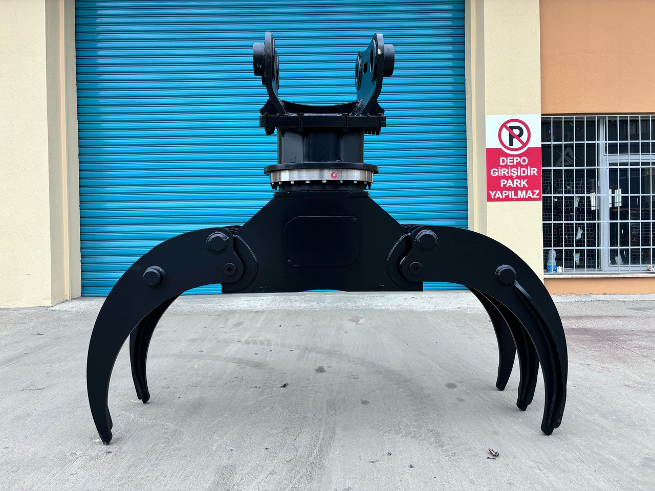 NEW LOG/TIMBER GRAPPLE - NG ATTACHMENTS - Фаќалка за Багер: слика 1 NEW LOG/TIMBER GRAPPLE - NG ATTACHMENTS - Фаќалка за Багер: слика 1