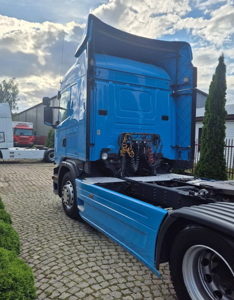 Камион влекач Scania R410: слика 15 Камион влекач Scania R410: слика 15