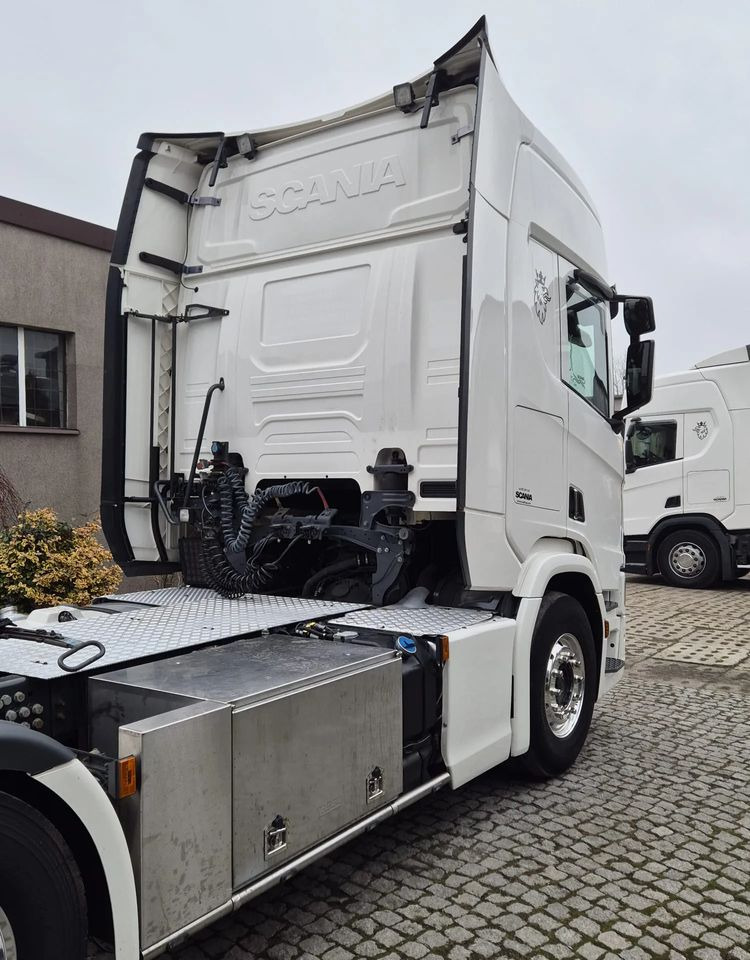 Камион влекач Scania R500: слика 13