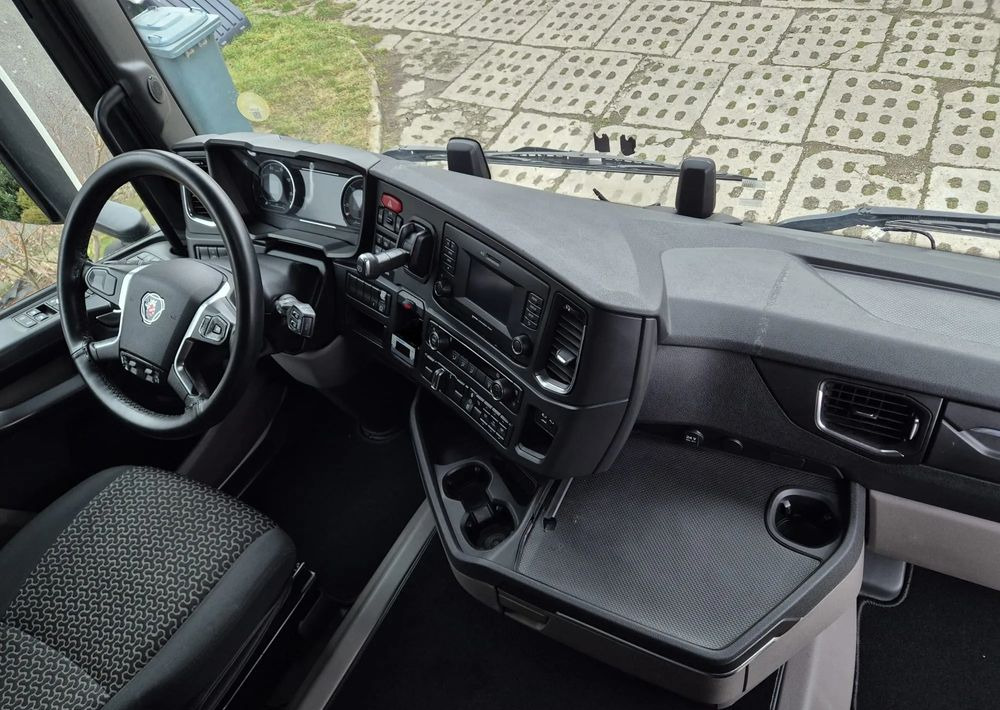 Камион влекач Scania R500: слика 24