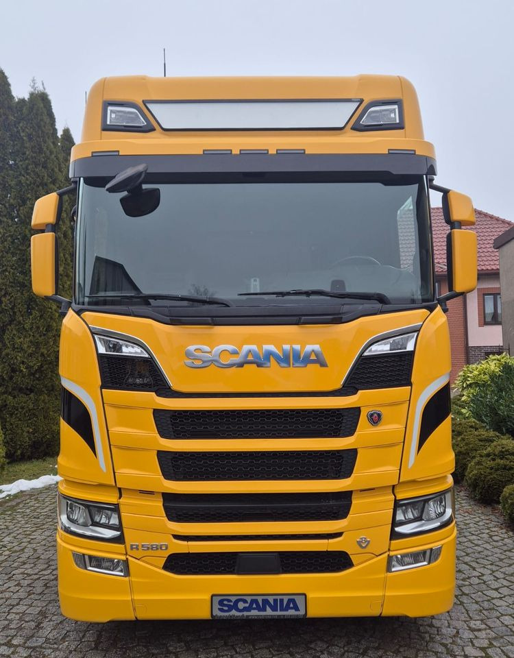 Scania R580 V8 Boogie Full Air - Камион влекач: слика 2 Scania R580 V8 Boogie Full Air - Камион влекач: слика 2