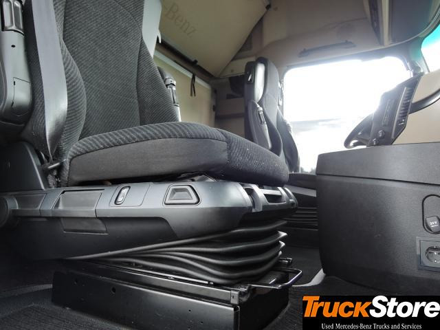 Mercedes-Benz Actros 1845 LS - Камион влекач: слика 2 Mercedes-Benz Actros 1845 LS - Камион влекач: слика 2