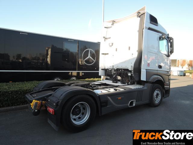 Mercedes-Benz Actros 1848 ADR LS - Камион влекач: слика 5 Mercedes-Benz Actros 1848 ADR LS - Камион влекач: слика 5
