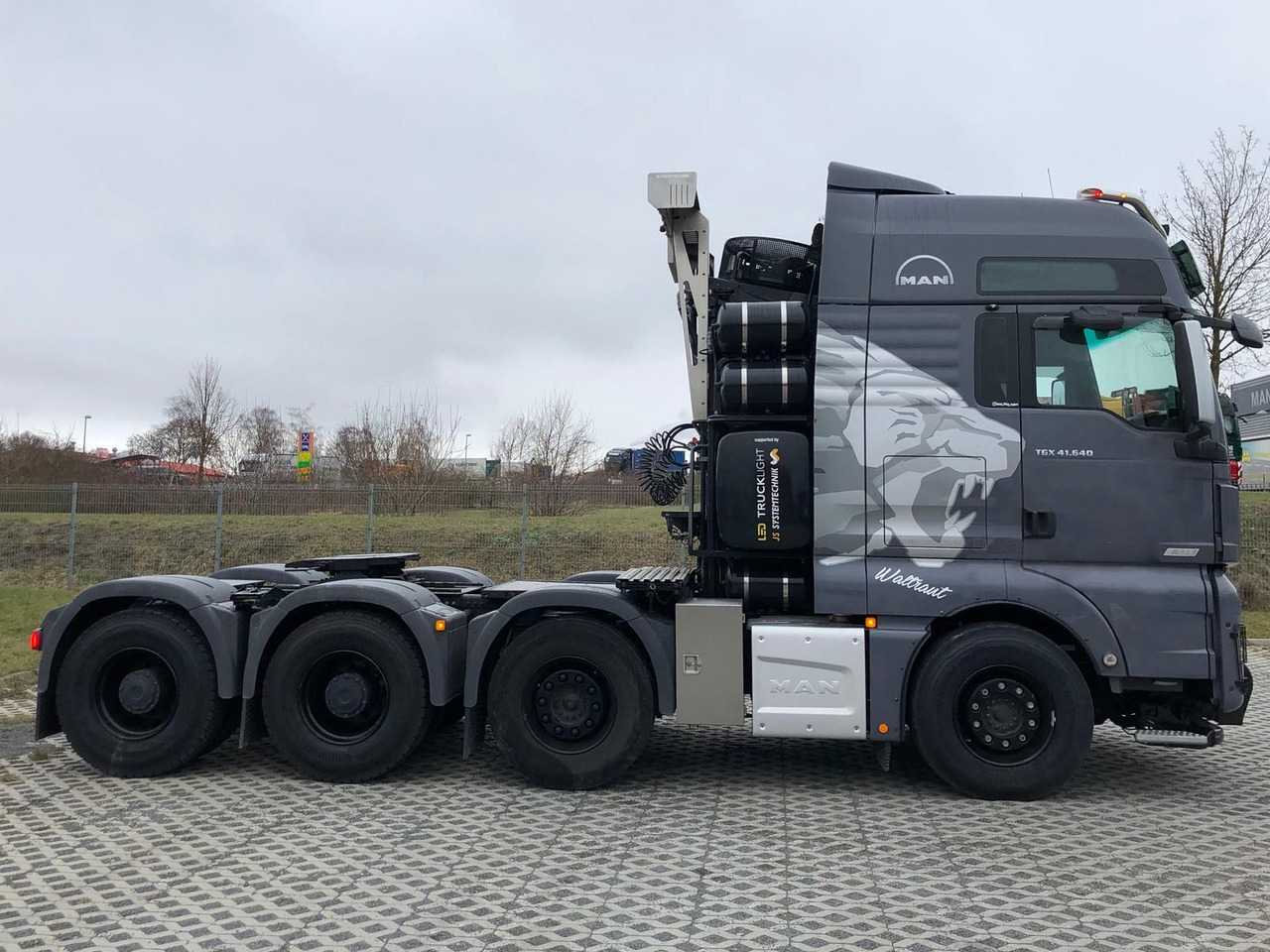MAN TGX 41.640 8x4 Euro 6,Schwerlast 250t - Камион влекач: слика 5 MAN TGX 41.640 8x4 Euro 6,Schwerlast 250t - Камион влекач: слика 5