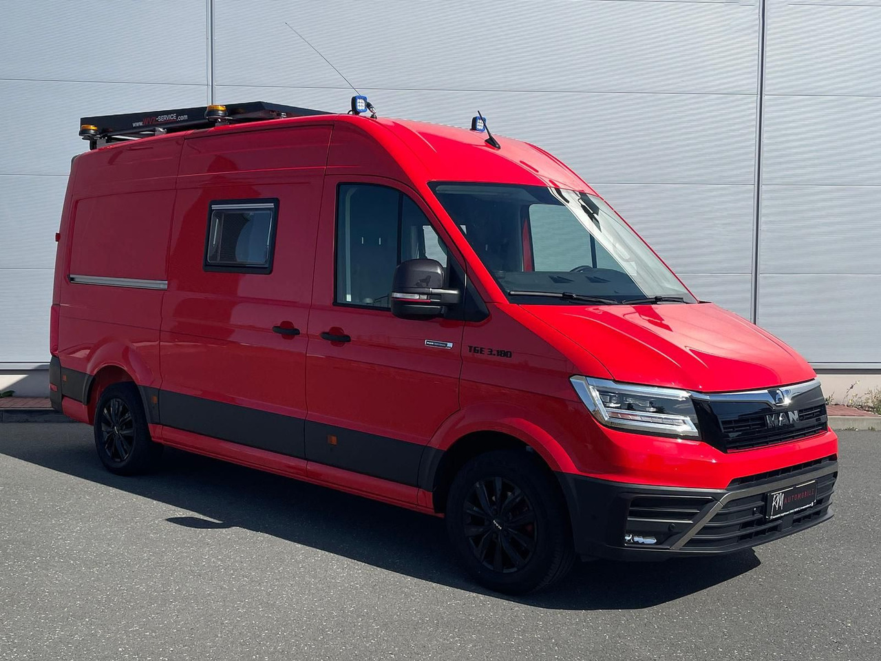 MAN TGE 3.180 L3H3 Individual S BF3+ BEGLEITFAHRZEUG - Комбе: слика 2 MAN TGE 3.180 L3H3 Individual S BF3+ BEGLEITFAHRZEUG - Комбе: слика 2