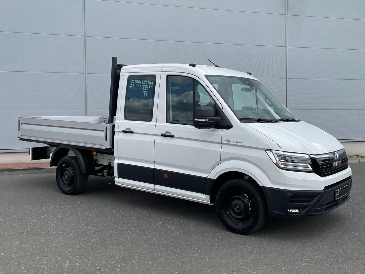 MAN TGE 3.160 Pritsche DOKA MR HECK AHK 3.5t ACC NAV - Автомобил: слика 2 MAN TGE 3.160 Pritsche DOKA MR HECK AHK 3.5t ACC NAV - Автомобил: слика 2