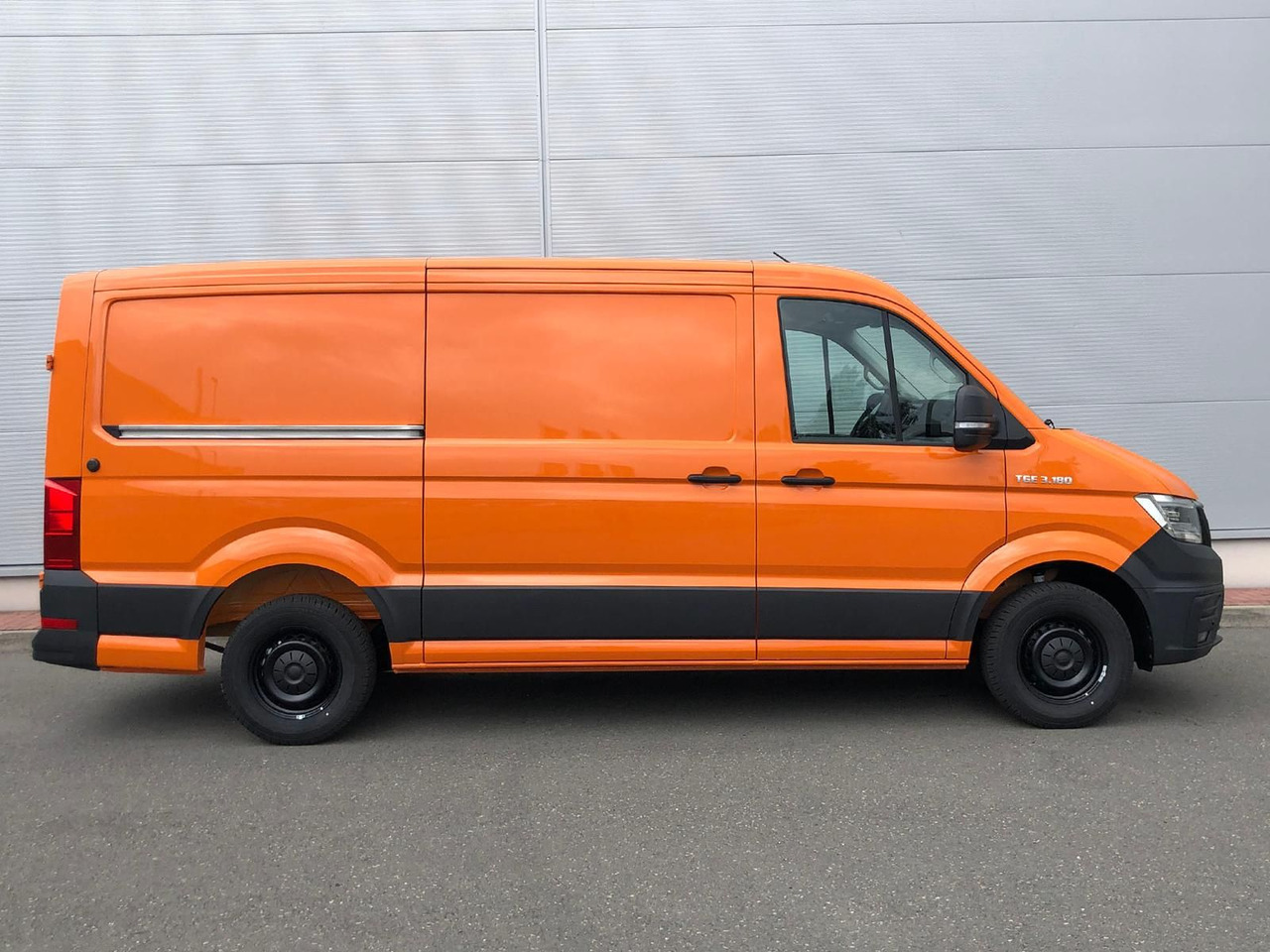MAN TGE 3.180 Kasten L3H2 TEMPOMAT LED STANDHZ NAVI - Автомобил: слика 5 MAN TGE 3.180 Kasten L3H2 TEMPOMAT LED STANDHZ NAVI - Автомобил: слика 5