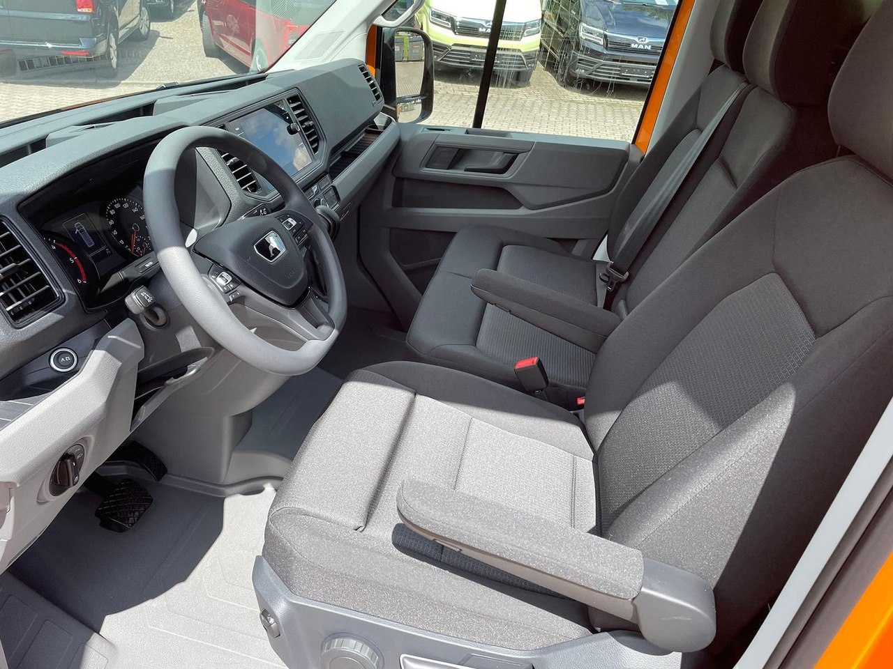 Автомобил MAN TGE 3.180 Kasten L3H2 TEMPOMAT LED STANDHZ NAVI: слика 14