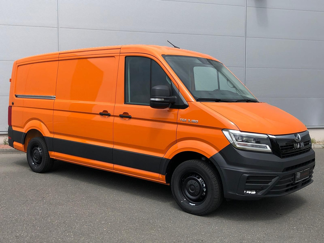 MAN TGE 3.180 Kasten L3H2 TEMPOMAT LED STANDHZ NAVI - Автомобил: слика 2 MAN TGE 3.180 Kasten L3H2 TEMPOMAT LED STANDHZ NAVI - Автомобил: слика 2