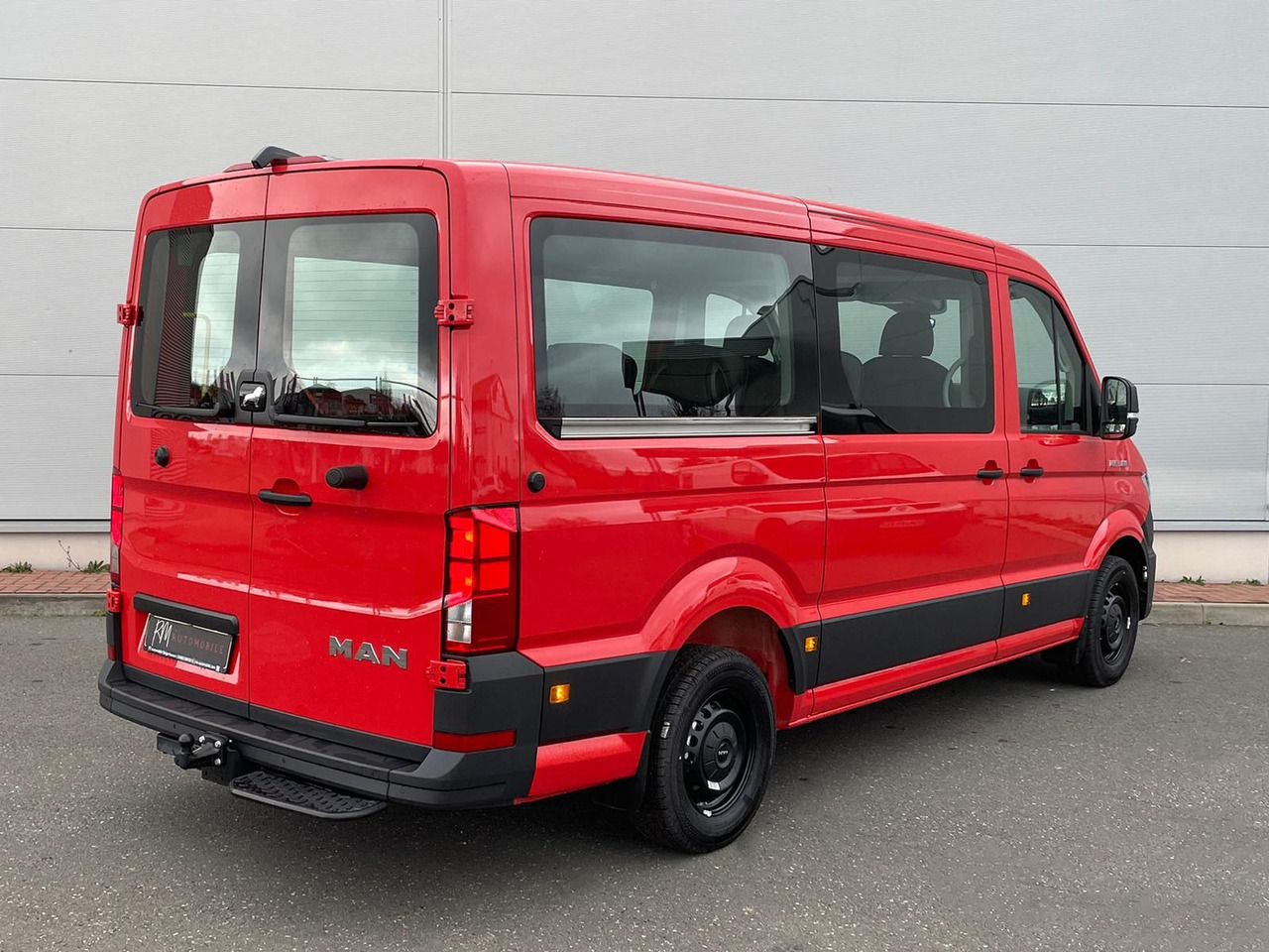MAN TGE 3.180 Kombi L3H2 FEUERWEHR AHK DAB SITZH PDC - Автомобил: слика 5 MAN TGE 3.180 Kombi L3H2 FEUERWEHR AHK DAB SITZH PDC - Автомобил: слика 5
