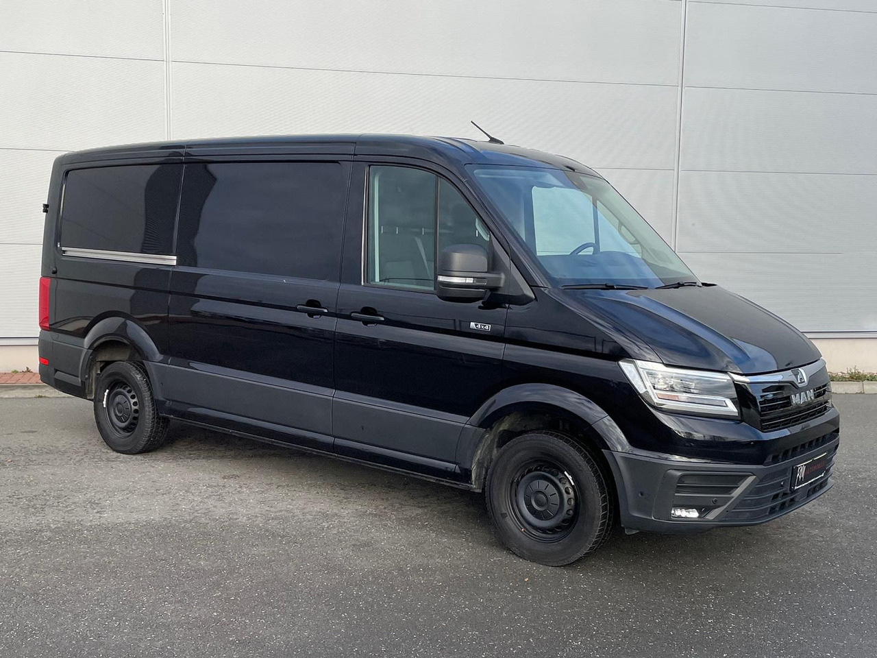 MAN TGE 3.180 L3H2 Kasten 4x4 AUTOM ACC NAV - Автомобил: слика 2 MAN TGE 3.180 L3H2 Kasten 4x4 AUTOM ACC NAV - Автомобил: слика 2