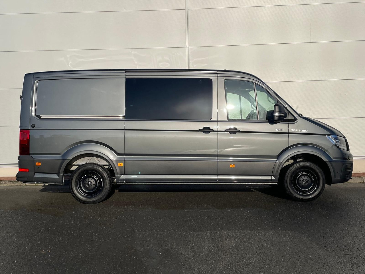 MAN TGE 3.180 L3H2 MIXTO 4x4 AUTOM ACC LED AHK DAB - Автомобил: слика 5 MAN TGE 3.180 L3H2 MIXTO 4x4 AUTOM ACC LED AHK DAB - Автомобил: слика 5