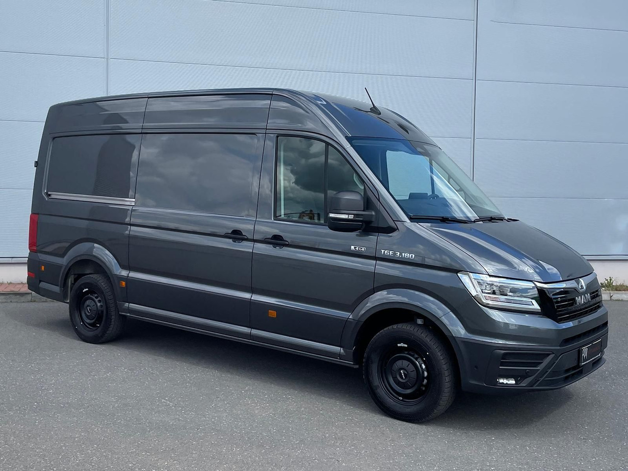 MAN TGE 3.180 L3H3 Kasten 4x4 AHK ACC LED NAV SITZHZ - Автомобил: слика 2 MAN TGE 3.180 L3H3 Kasten 4x4 AHK ACC LED NAV SITZHZ - Автомобил: слика 2