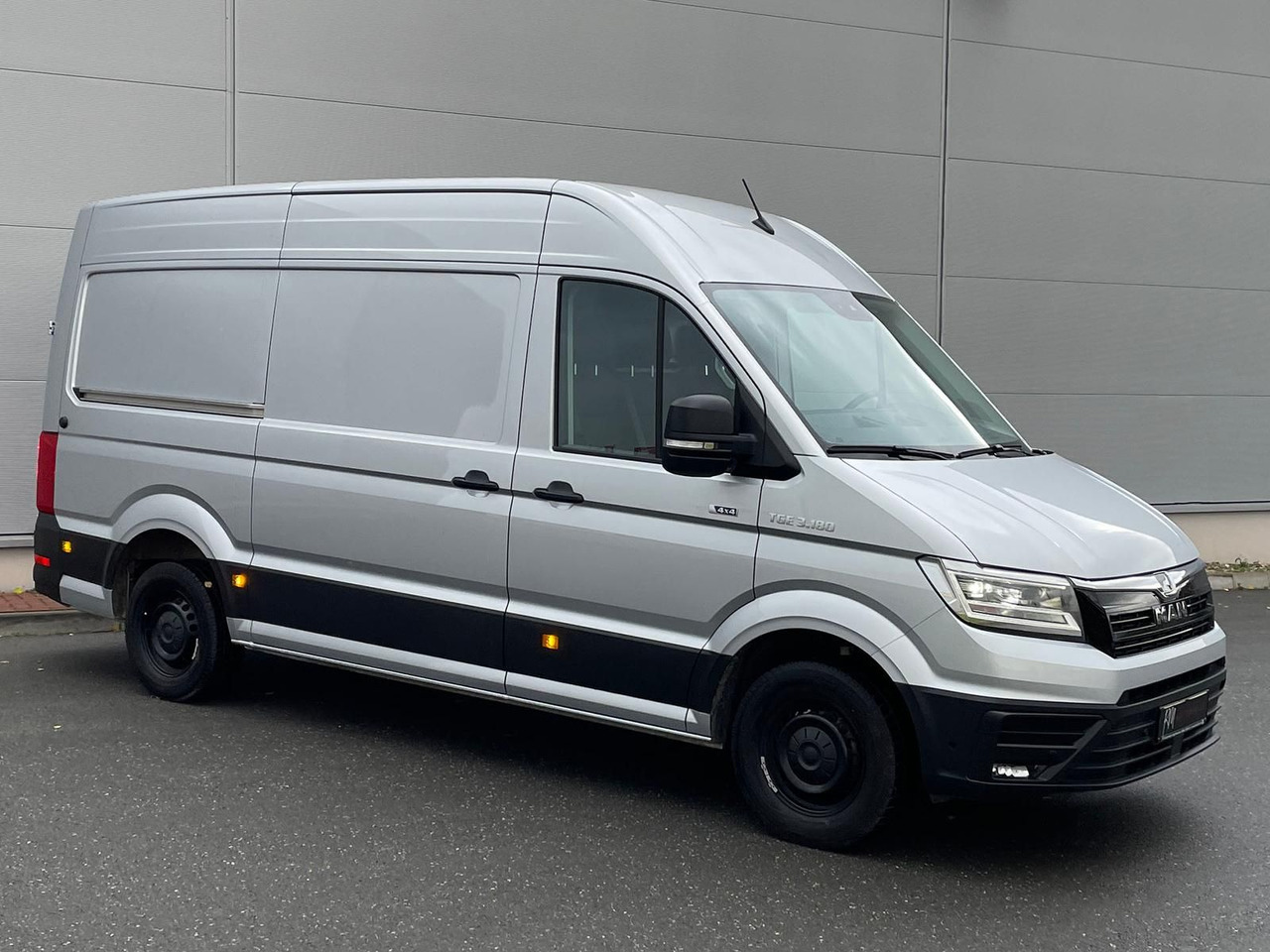 MAN TGE 3.180 L3H3 Kasten 4x4 DIFF NAV ACC STANDH - Товарно комбе: слика 2 MAN TGE 3.180 L3H3 Kasten 4x4 DIFF NAV ACC STANDH - Товарно комбе: слика 2