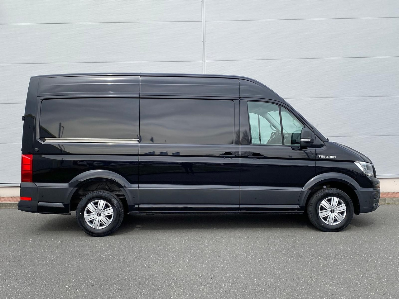 MAN TGE 3.180 L3H3 Kasten STANDHZ ACC LED SITZHZ - Товарно комбе: слика 5 MAN TGE 3.180 L3H3 Kasten STANDHZ ACC LED SITZHZ - Товарно комбе: слика 5