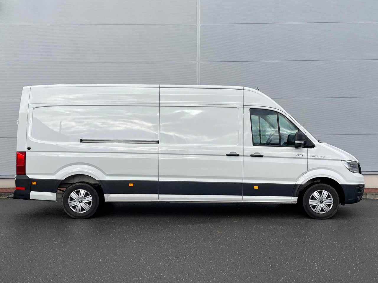 MAN TGE 3.180 L4H3 Kasten 4x4 Autom LED ACC AHK - Автомобил: слика 5 MAN TGE 3.180 L4H3 Kasten 4x4 Autom LED ACC AHK - Автомобил: слика 5