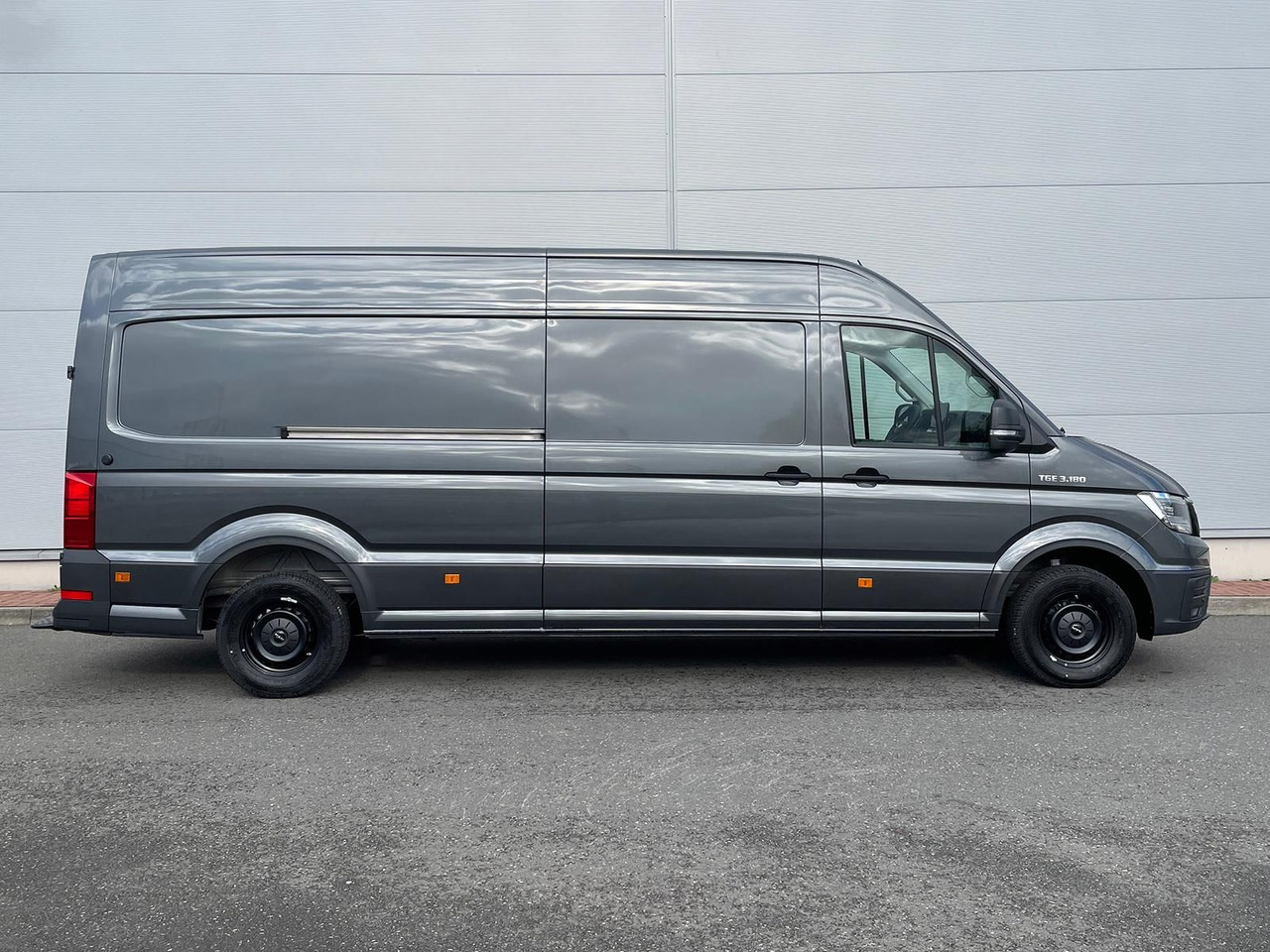 MAN TGE 3.180 L4H3 Kasten AHK STANDHZ ACC LED SITZHZ - Автомобил: слика 5 MAN TGE 3.180 L4H3 Kasten AHK STANDHZ ACC LED SITZHZ - Автомобил: слика 5