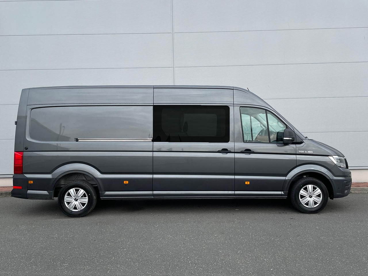 MAN TGE 3.180 L4H3 MIXTO STANDHZ ACC LED SITZHZ - Автомобил: слика 2 MAN TGE 3.180 L4H3 MIXTO STANDHZ ACC LED SITZHZ - Автомобил: слика 2