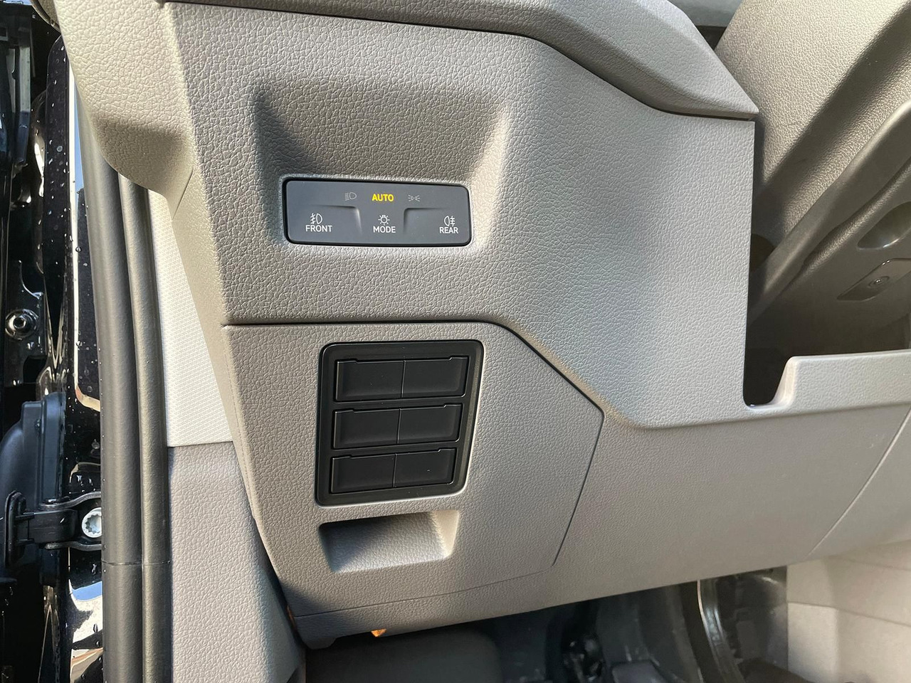 Комби кипер, Комби со двојна кабина MAN TGE 3.180 Pritsche KIPPER DOKA LR 4x4 ACC LED: слика 36