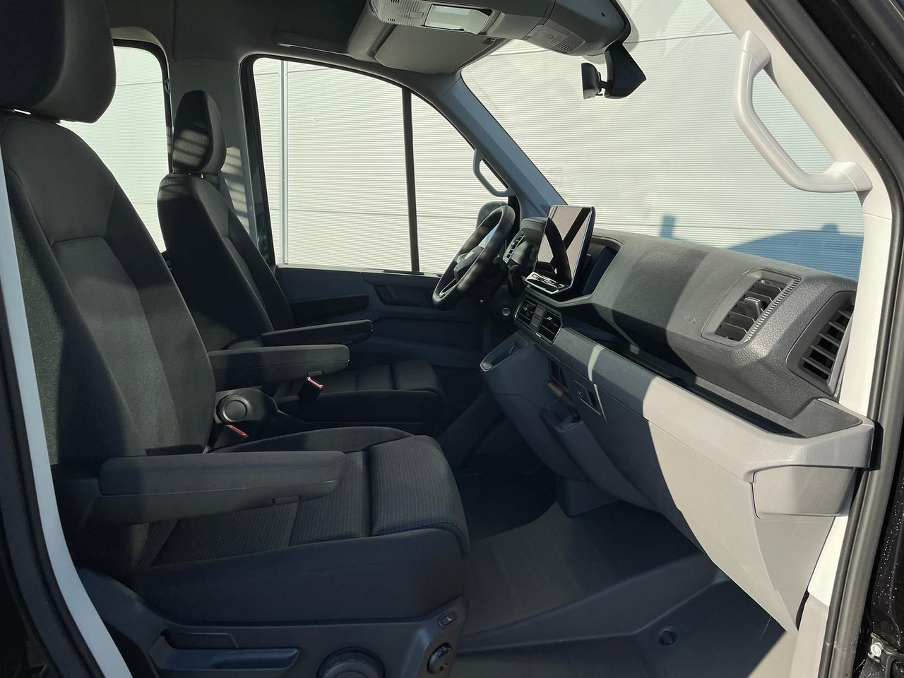 Комби кипер, Комби со двојна кабина MAN TGE 3.180 Pritsche KIPPER DOKA LR 4x4 ACC LED: слика 31