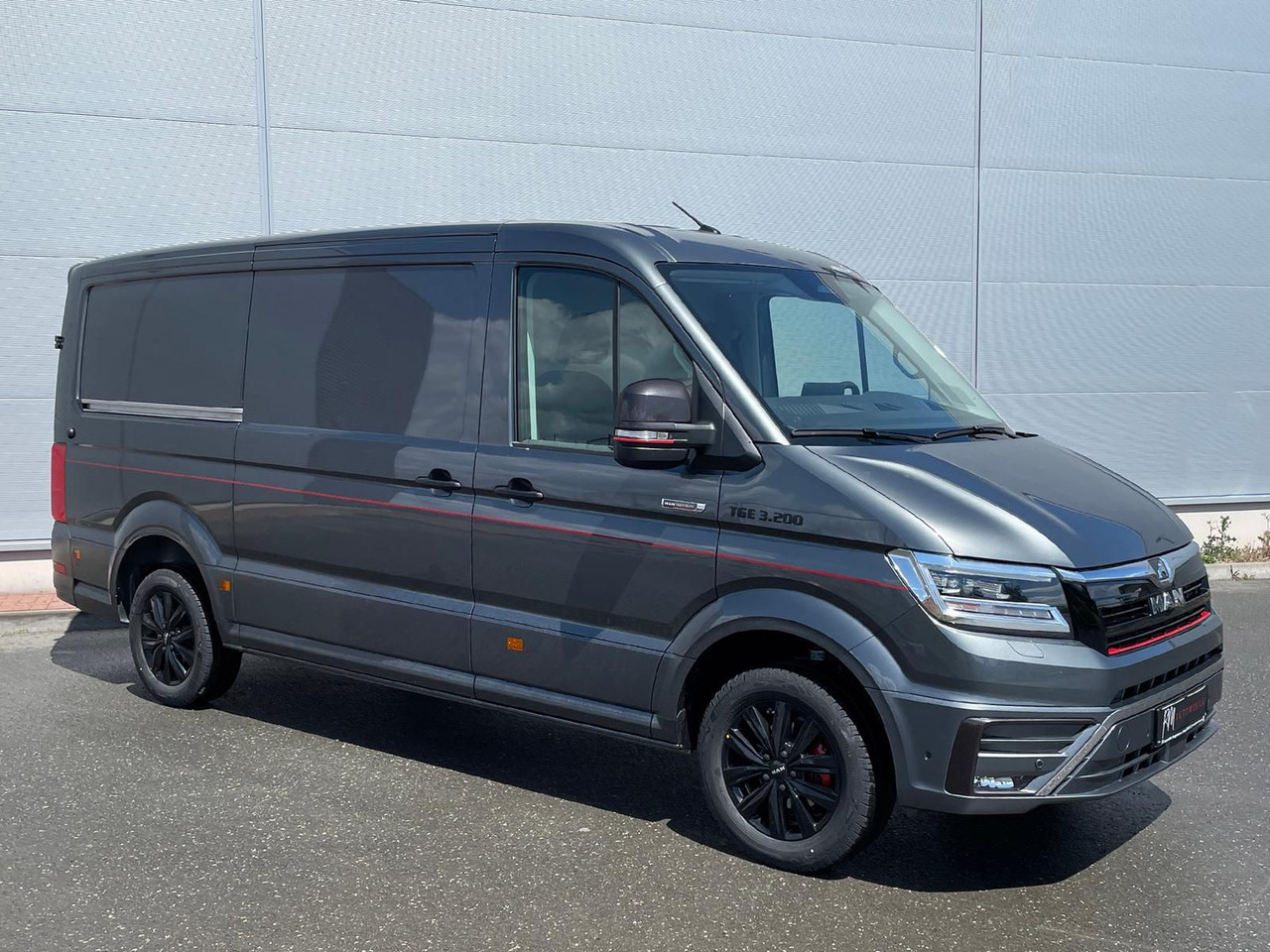 MAN TGE 3.200 L3H2 Kasten 4x4 Individual S ACC STHZ - Автомобил: слика 2 MAN TGE 3.200 L3H2 Kasten 4x4 Individual S ACC STHZ - Автомобил: слика 2
