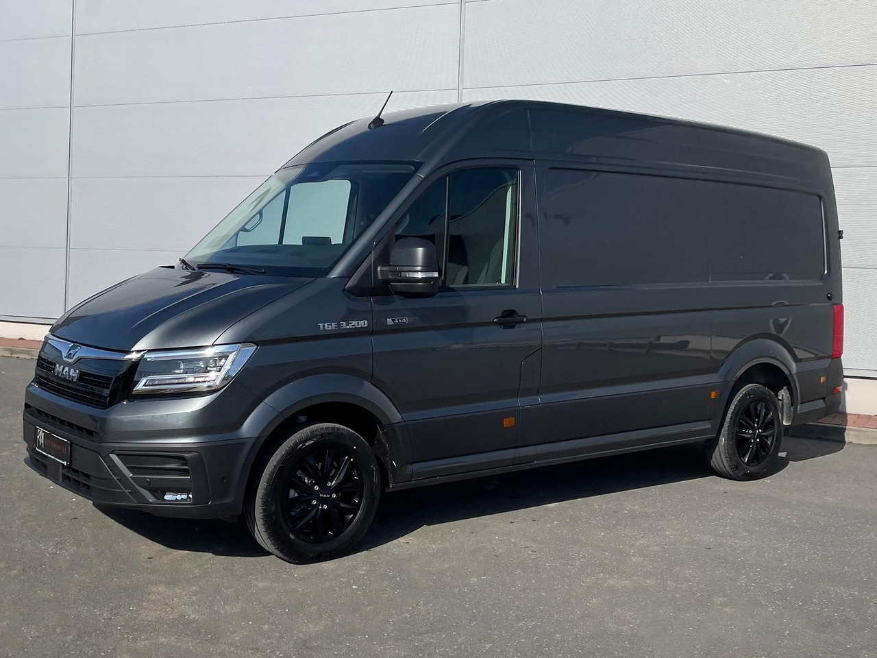 MAN TGE 3.200 L3H3 Kasten 4x4 CAMPER DREHSITZE AHK - Автомобил: слика 1 MAN TGE 3.200 L3H3 Kasten 4x4 CAMPER DREHSITZE AHK - Автомобил: слика 1