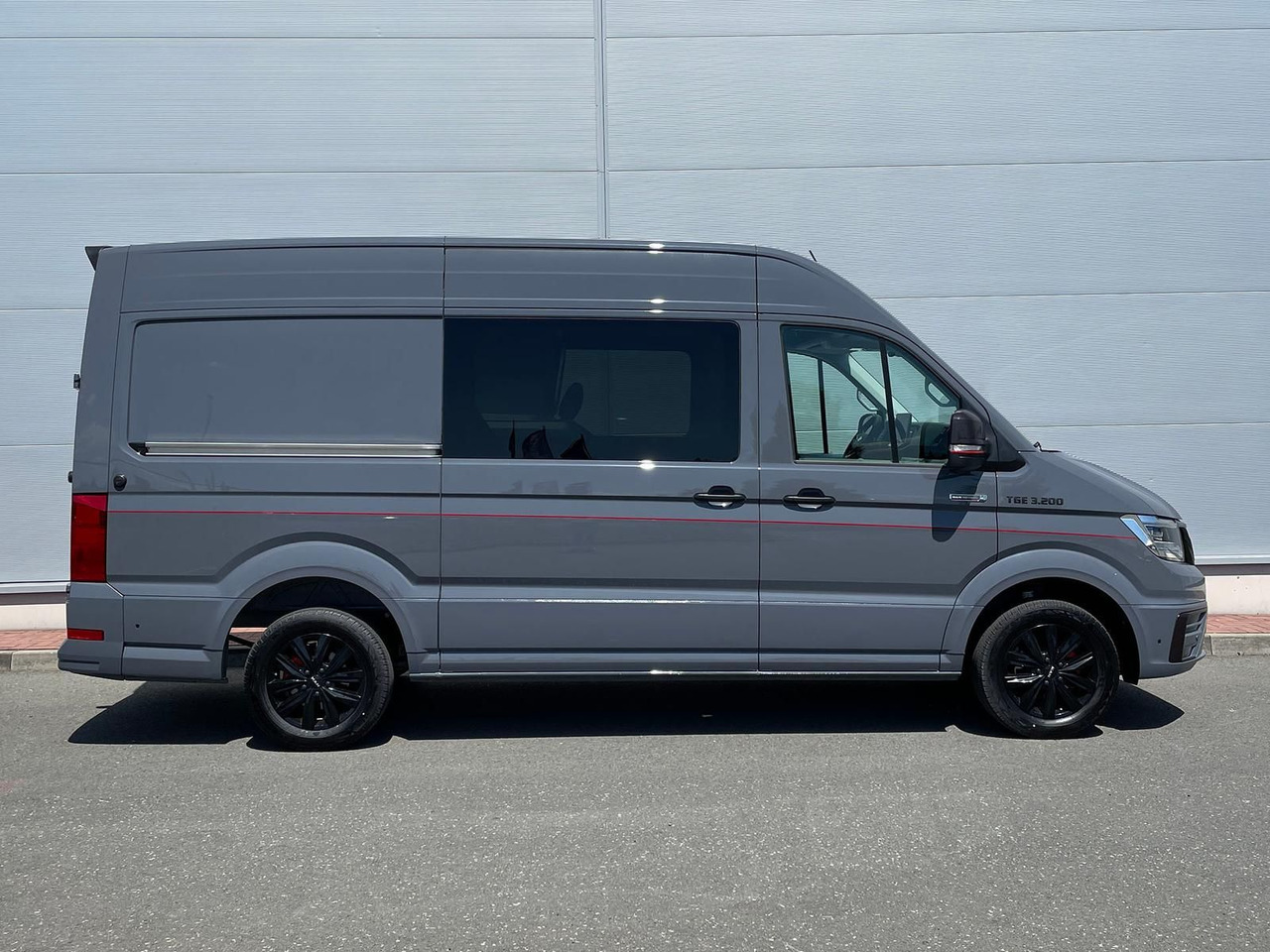 MAN TGE 3.200 L3H3 MIXTO 4x4 Individual S ACC STHZ - Автомобил: слика 5 MAN TGE 3.200 L3H3 MIXTO 4x4 Individual S ACC STHZ - Автомобил: слика 5