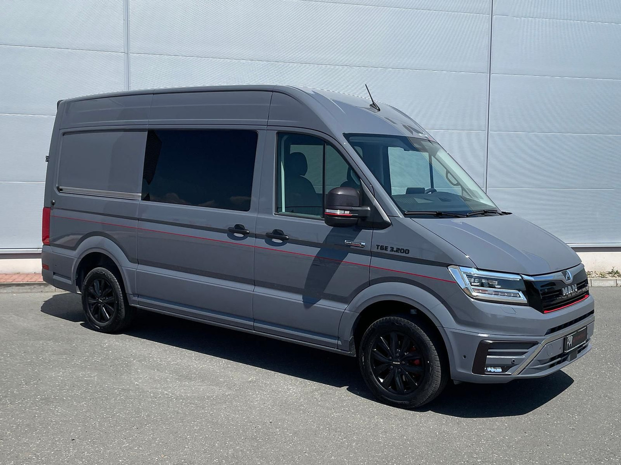 MAN TGE 3.200 L3H3 MIXTO 4x4 Individual S ACC STHZ - Автомобил: слика 2 MAN TGE 3.200 L3H3 MIXTO 4x4 Individual S ACC STHZ - Автомобил: слика 2