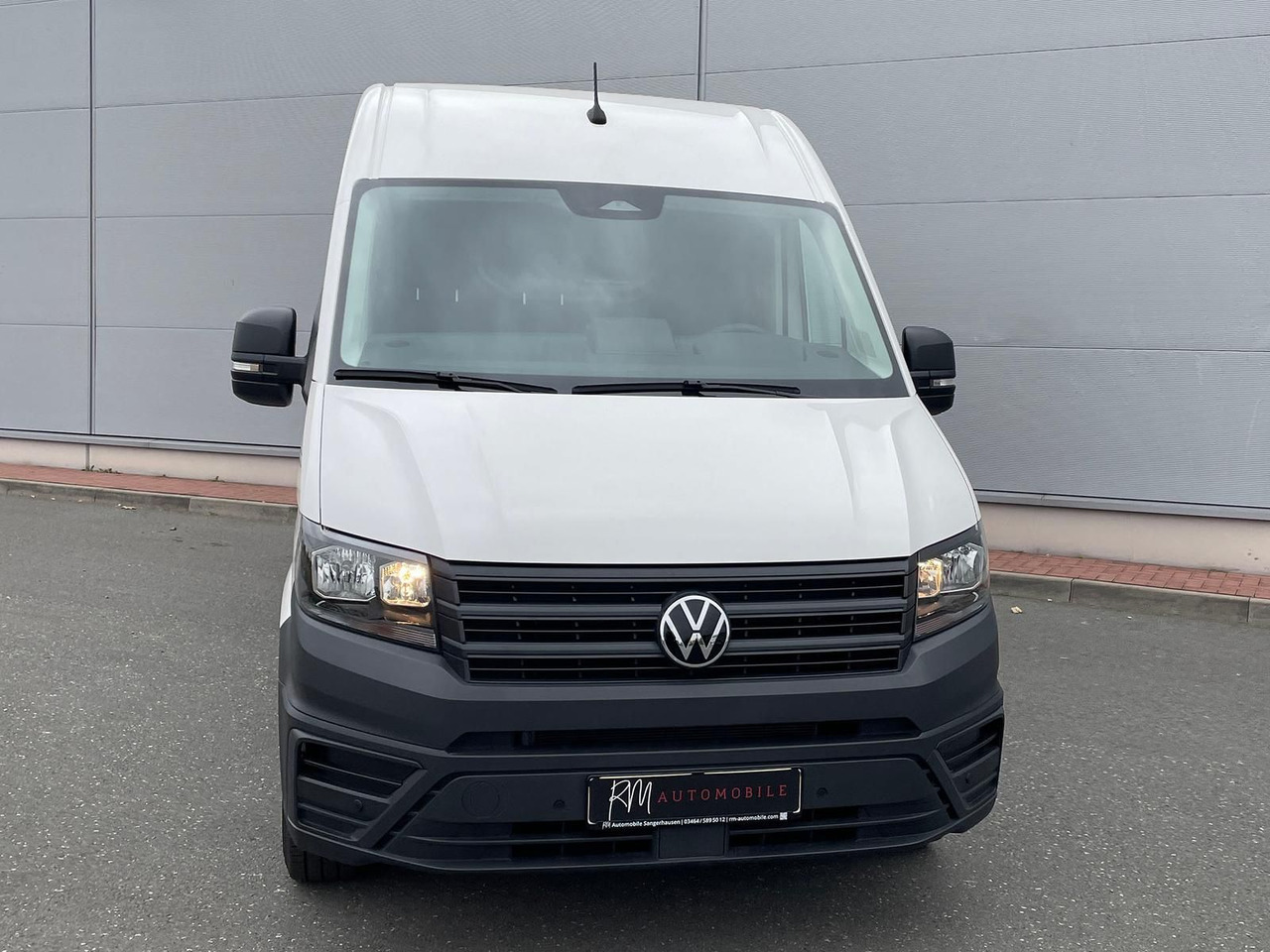 Volkswagen Crafter Kasten 35 L3H3 Autom. NAVI DAB PDC TEMP - Товарно комбе: слика 3 Volkswagen Crafter Kasten 35 L3H3 Autom. NAVI DAB PDC TEMP - Товарно комбе: слика 3
