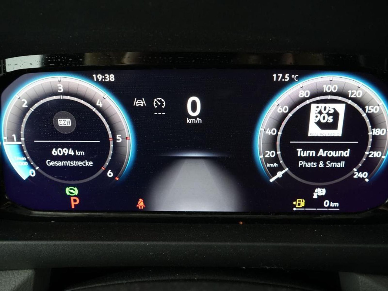 Volkswagen Crafter Kasten 35 L3H3 NAVI KLIMA DAB PDC - Патничко комбе: слика 5 Volkswagen Crafter Kasten 35 L3H3 NAVI KLIMA DAB PDC - Патничко комбе: слика 5