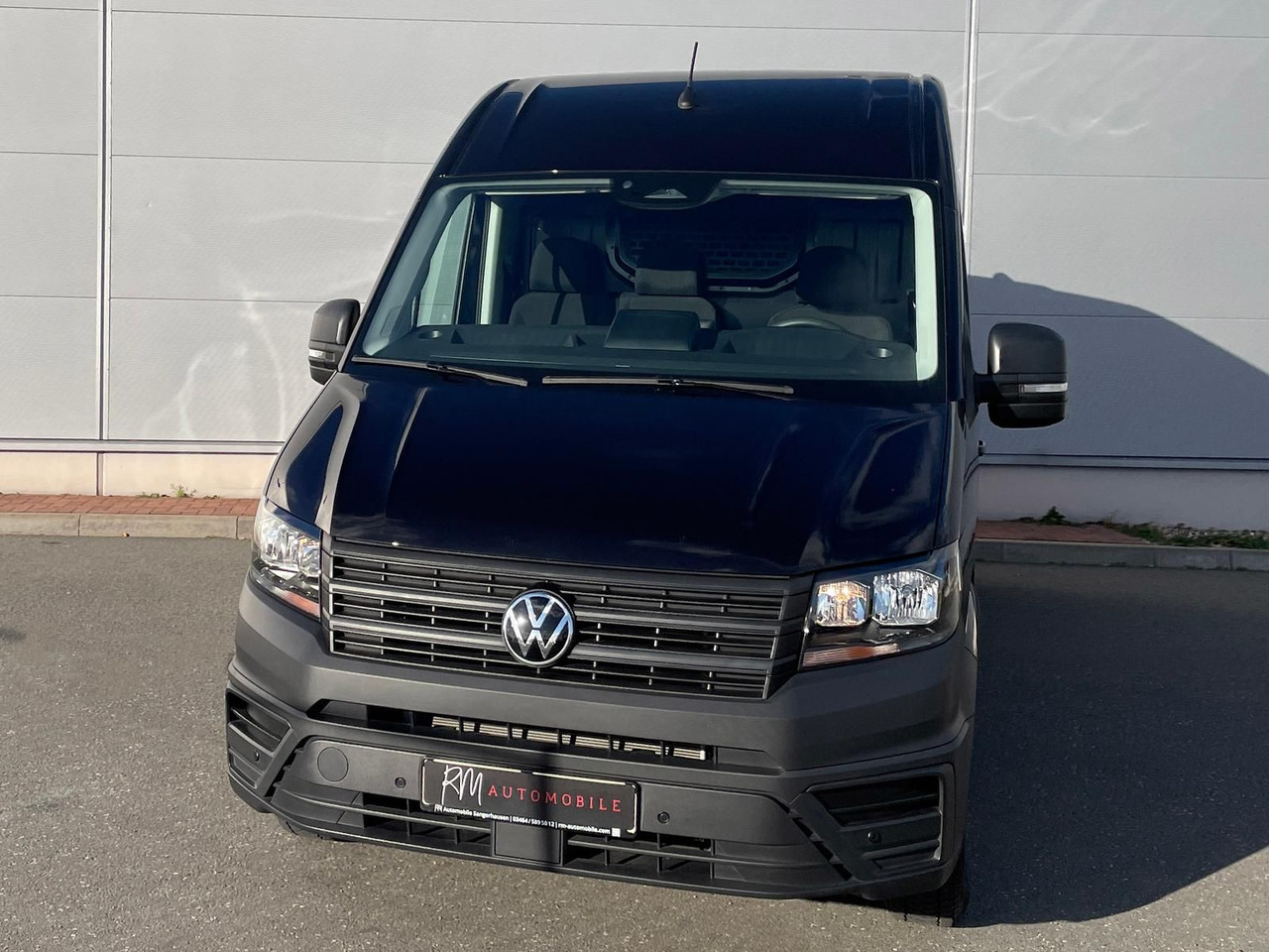 Volkswagen Crafter Kasten 35 L4H3 NAV SITZHZ AHK DAB KAMERA - Товарно комбе: слика 3 Volkswagen Crafter Kasten 35 L4H3 NAV SITZHZ AHK DAB KAMERA - Товарно комбе: слика 3